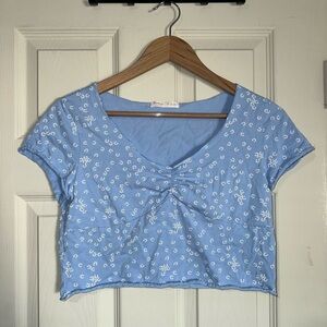 Cute baby blue‎ floral crop top romwe size large H2